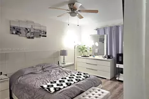 540 NW 99th Pl, Miami, FL 33172 - Photo 12