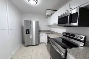 1800 Sans Souci Blvd, North Miami, FL 33181 - Photo 4