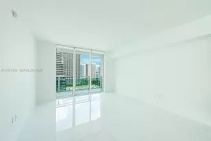 950 Brickell Bay Dr, Miami, FL 33131 - Photo 4