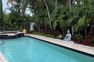 15158 NW 89th Ave, Miami Lakes, FL 33018 - Photo 8