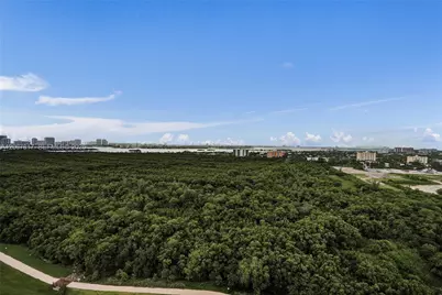 2411 Laguna Cir #1805, North Miami, FL 33181 - Photo 10