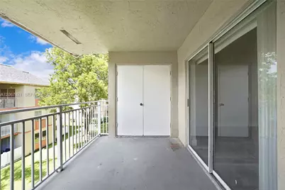 18840 NW 57th Ave #306, Hialeah, FL 33015 - Photo 16
