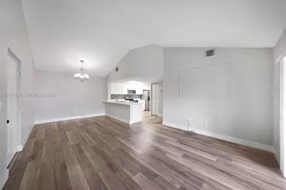 18840 NW 57th Ave #306, Hialeah, FL 33015 - Photo 6