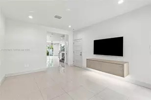 3237 NE 5th St, Pompano Beach, FL 33062 - Photo 22