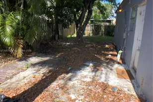 2111 Monroe Terrace, Hollywood, FL 33020 - Photo 22