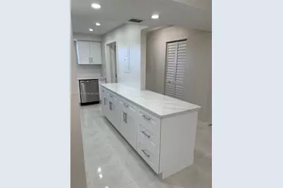 5900 NW 44th St #405, Lauderhill, FL 33319 - Photo 4