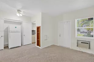 140 SW 30th Ct, Miami, FL 33135 - Photo 6