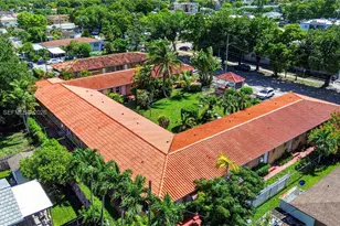 140 SW 30th Ct, Miami, FL 33135 - Photo 16