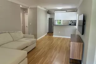 5886 SW 42nd St, Miami, FL 33155 - Photo 2