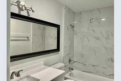 900 SW 113th Ter, Pembroke Pines, FL 33025 - Photo 10