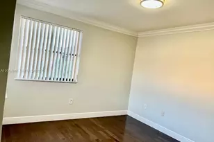 900 SW 113th Terrace, Pembroke Pines, FL 33025 - Photo 12