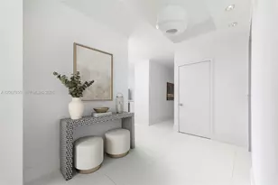 801 South Pointe Dr, Miami Beach, FL 33139 - Photo 10