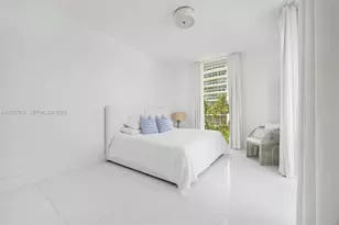 801 South Pointe Dr, Miami Beach, FL 33139 - Photo 22