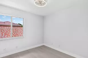 1800 NW 78th Ave, Pembroke Pines, FL 33024 - Photo 52