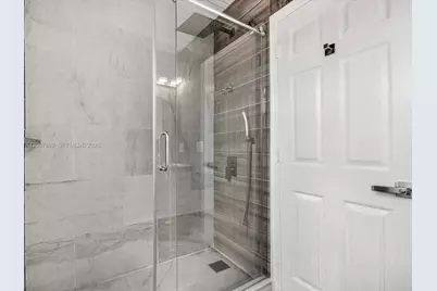 1800 NW 78th Ave, Pembroke Pines, FL 33024 - Photo 56
