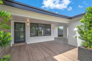 2840 SW 5th St, Fort Lauderdale, FL 33312 - Photo 2