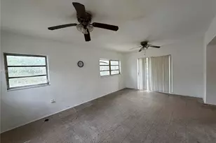 733 W 35th St, Hialeah, FL 33012 - Photo 12