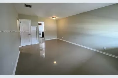 949 West Kalmia Drive #B1-B4, Lake Park, FL 33403 - Photo 2