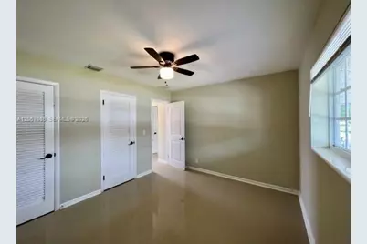 949 West Kalmia Drive #B1-B4, Lake Park, FL 33403 - Photo 8