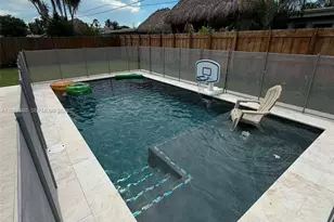 401 SE 3rd Pl, Deerfield Beach, FL 33441 - Photo 16
