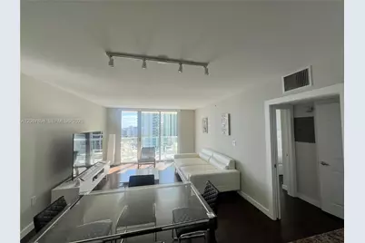 1155 Brickell Bay Dr #1607, Miami, FL 33131 - Photo 1