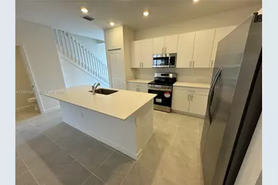 26422 SW 148th Ct #26422, Homestead, FL 33032 - Photo 8