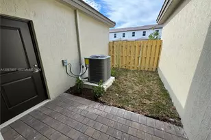 26422 SW 148th Ct, Homestead, FL 33032 - Photo 10