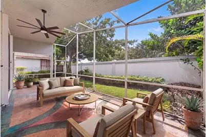 10471 S Utopia Cir S, Boynton Beach, FL 33437 - Photo 6