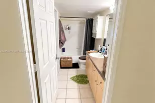 2457 Centergate Dr, Miramar, FL 33025 - Photo 20