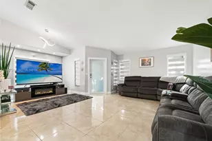 16520 SW 99th St, Miami, FL 33196 - Photo 2