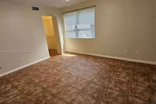 1276 SW 113th Terrace, Pembroke Pines, FL 33025 - Photo 12