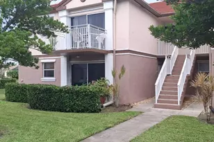1276 SW 113th Terrace, Pembroke Pines, FL 33025 - Photo 1