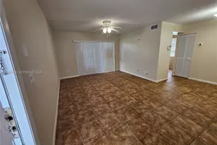 1276 SW 113th Terrace, Pembroke Pines, FL 33025 - Photo 4