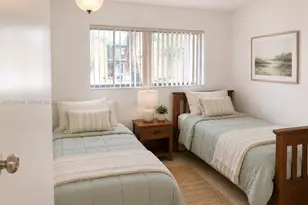 7409 SW 152nd Ave, Miami, FL 33193 - Photo 4