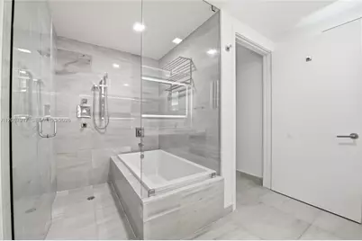 1201 20th St #410, Miami Beach, FL 33139 - Photo 18