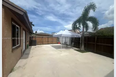 12242 SW 210th St, Miami, FL 33177 - Photo 54