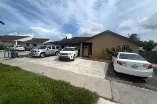 12242 SW 210th St, Miami, FL 33177 - Photo 2