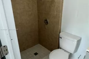 12242 SW 210th St, Miami, FL 33177 - Photo 24