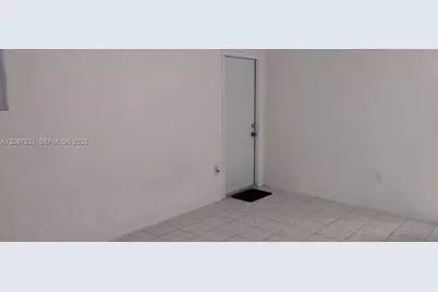 12242 SW 210th St, Miami, FL 33177 - Photo 22
