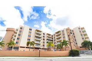 200 178th Dr, Sunny Isles Beach, FL 33160 - Photo 24