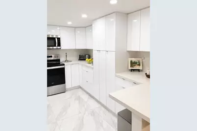 9735 NW 52nd St #305, Doral, FL 33178 - Photo 1