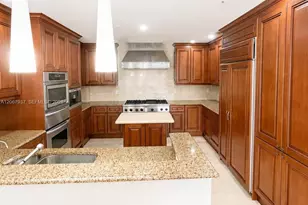 3501 N Ocean Dr, Hollywood, FL 33019 - Photo 2