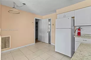 2030 NW 29th Terrace, Fort Lauderdale, FL 33311 - Photo 12
