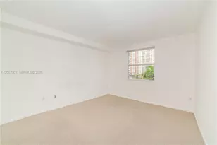 17150 N Bay Rd, Sunny Isles Beach, FL 33160 - Photo 6
