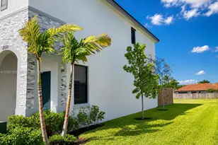 18120 SW 148th Rd, Miami, FL 33187 - Photo 24