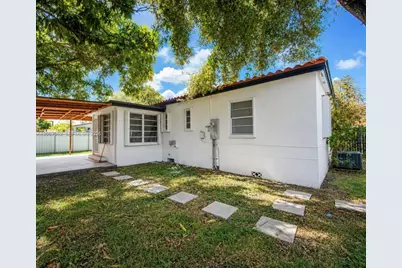 4060 SW 6th St, Miami, FL 33134 - Photo 18