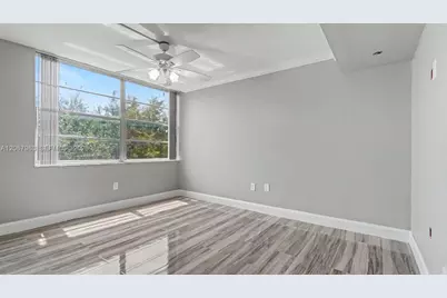 1300 Saint Charles Pl #417, Pembroke Pines, FL 33026 - Photo 12