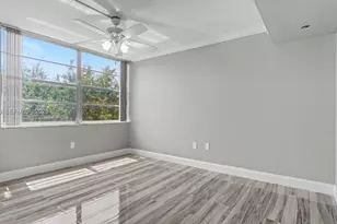 1300 St Charles Pl, Pembroke Pines, FL 33026 - Photo 12