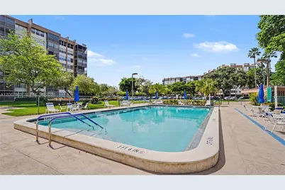1300 Saint Charles Pl #417, Pembroke Pines, FL 33026 - Photo 30