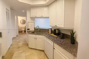 888 Brickell Key Dr, Miami, FL 33131 - Photo 6